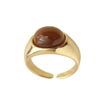 Retro Fashionable Ring Women