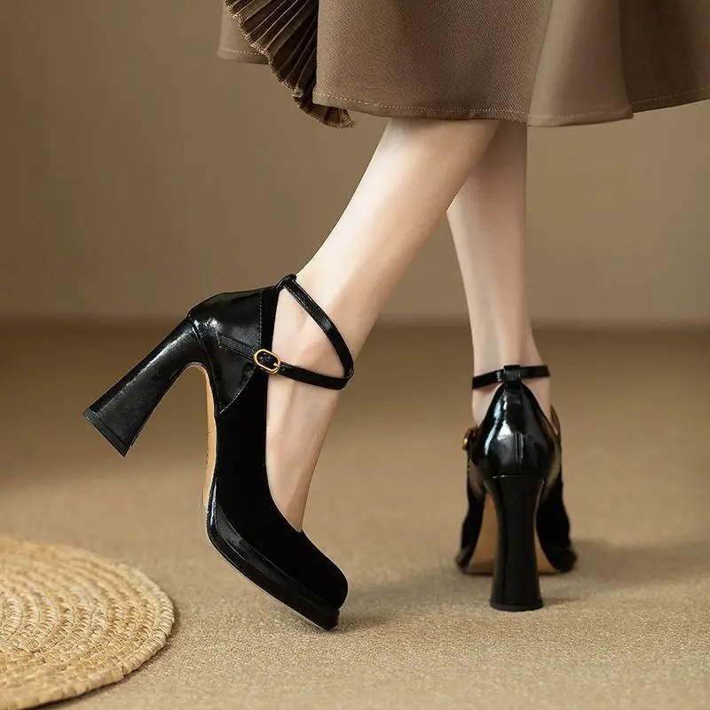 Retro Plain High Heels-7