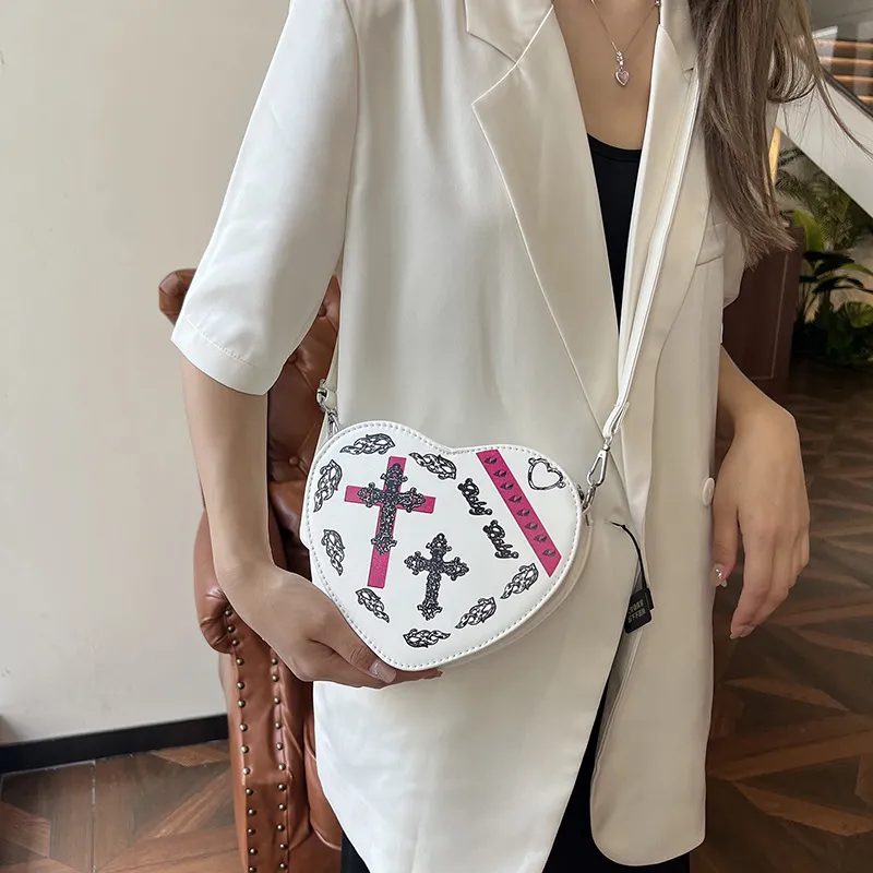 Elegant Simple Crossbody Bag-1