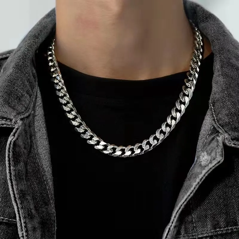 Simple Fashionable Funky Necklace-2