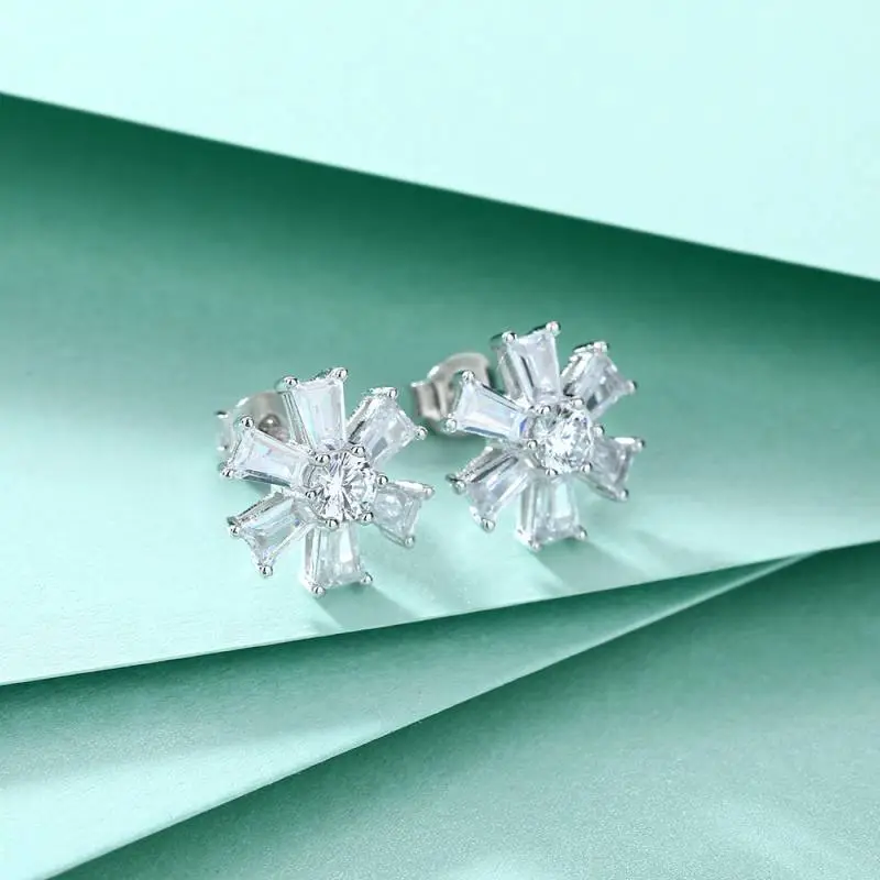 Fashionable Basics Ear Stud-3