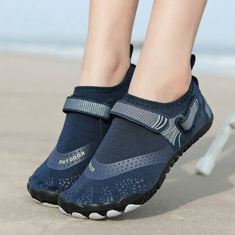 Casual Breathable River Trekking Shoes-1