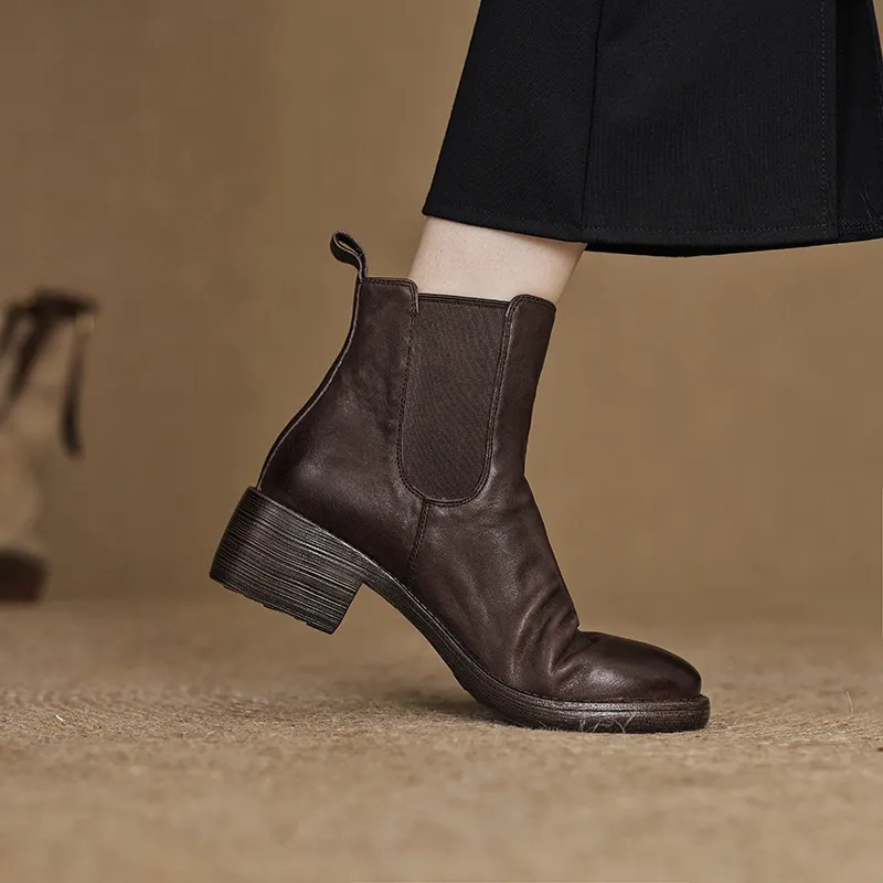 Simple Fashionable Chelsea Boot-2