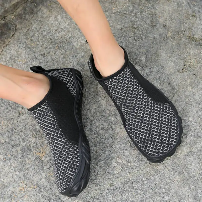 Casual Breathable River Trekking Shoes-7