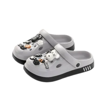 Sporty Fashionable Clogs