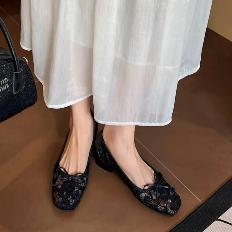 Simple Breathable Mary Jane Shoes-2