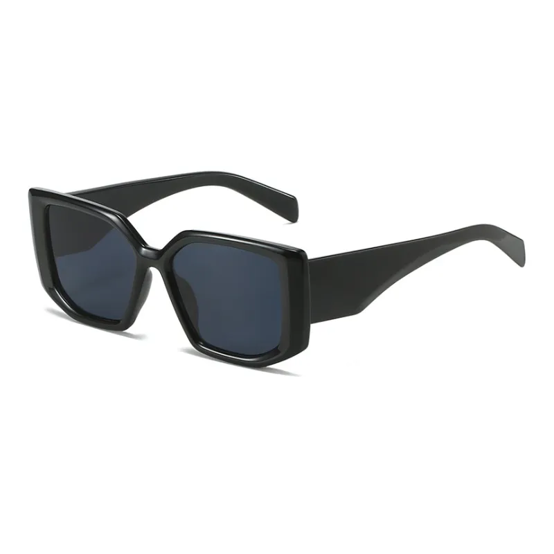 Fashionable Loose Sunglasses
