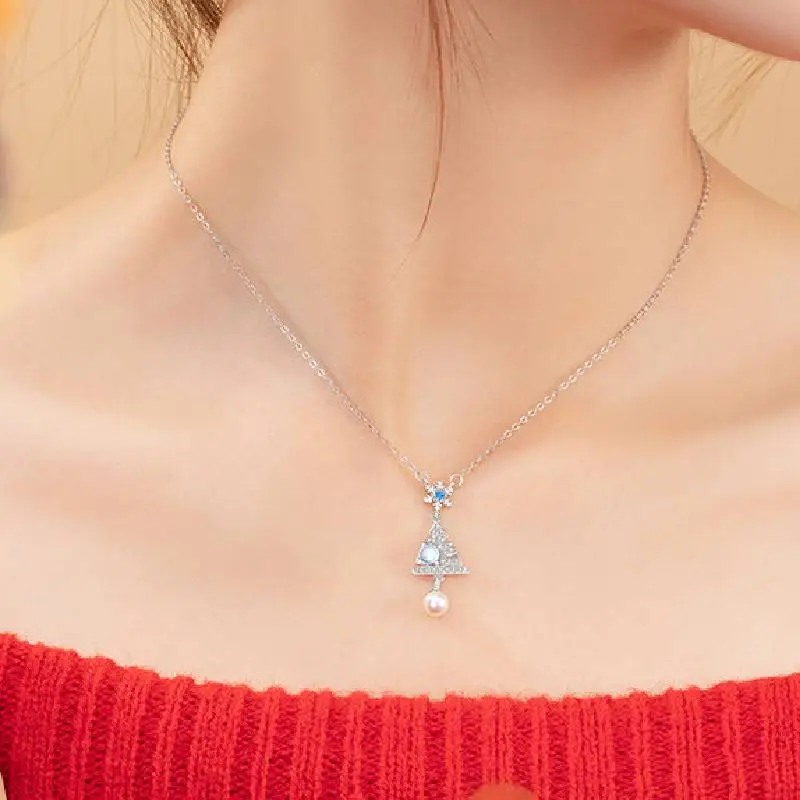 Fashionable Basics Necklace-1