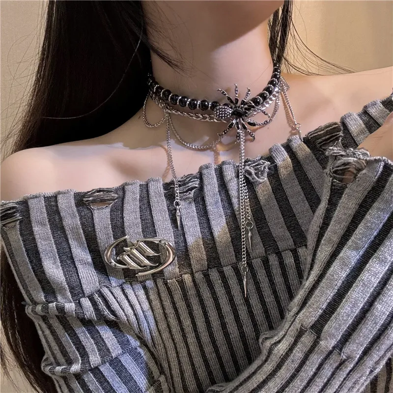 Fashionable Cool Necklace-2
