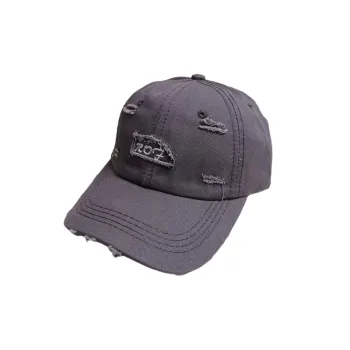 Fashionable Basics Peaked Cap