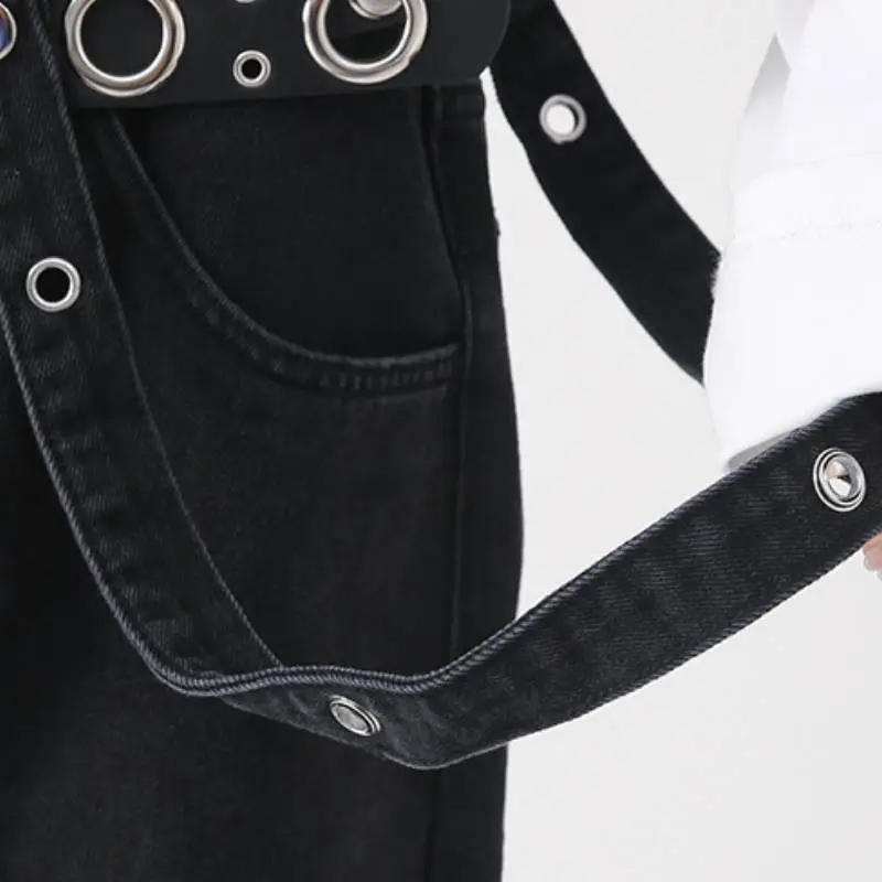 Loose Straight Leg Jeans-3
