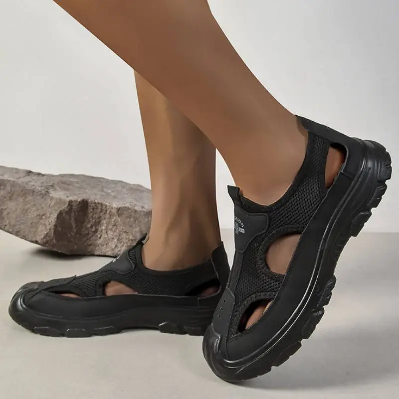 Fashionable Sporty River Trekking Shoes-2