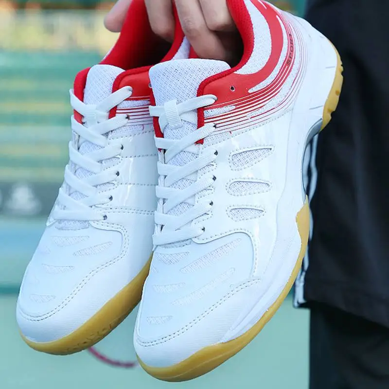Sporty Simple Badminton Shoes-7