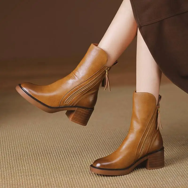 Casual Fashionable Chelsea Boot-4