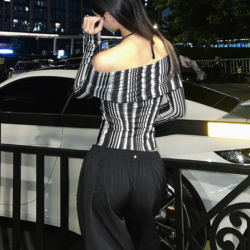 Fashionable Striped T Shirt Women-3