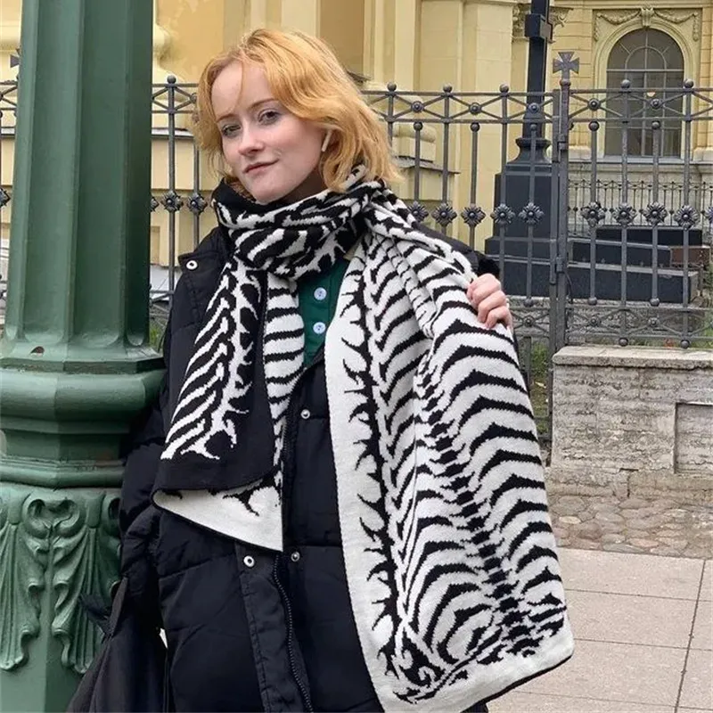 Fashionable Simple Knit Scarf-1