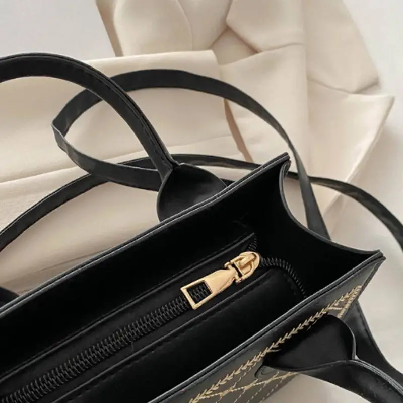 Fashionable Simple Shoulder Bag-7