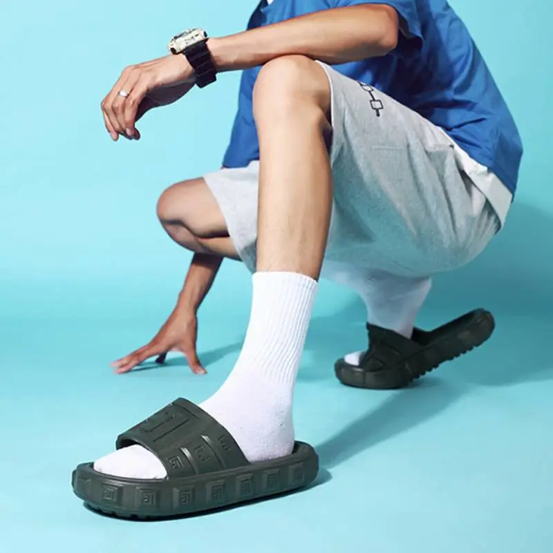 Fashionable Graphic Flip Flops-3