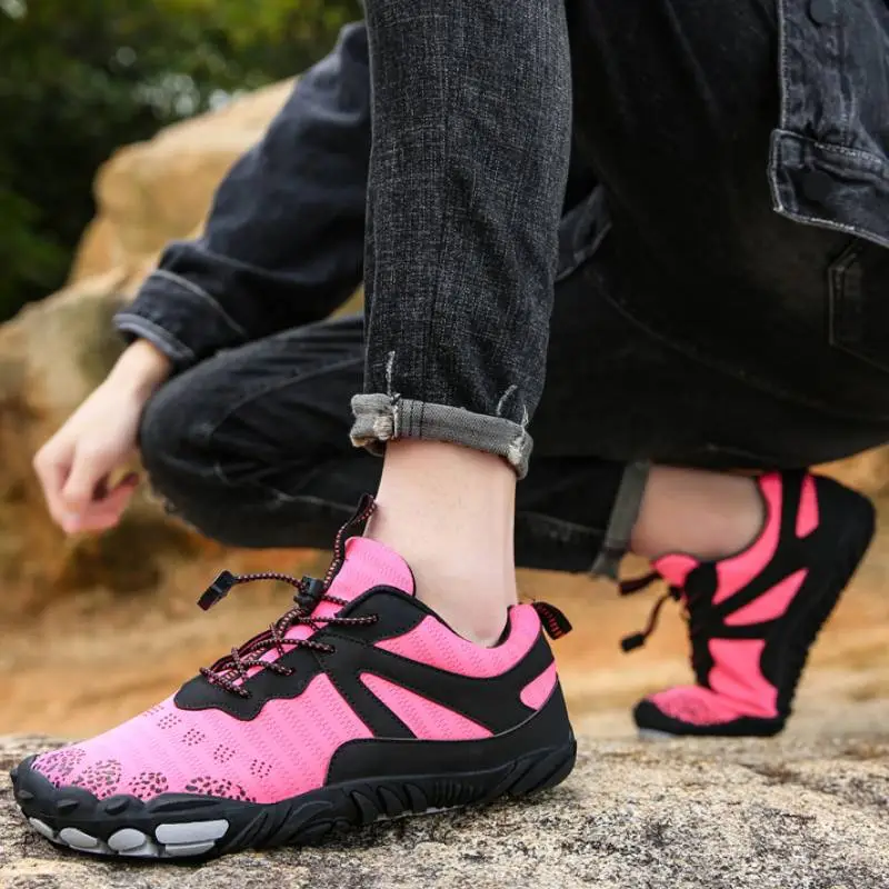 Outdoor Breathable River Trekking Shoes-2