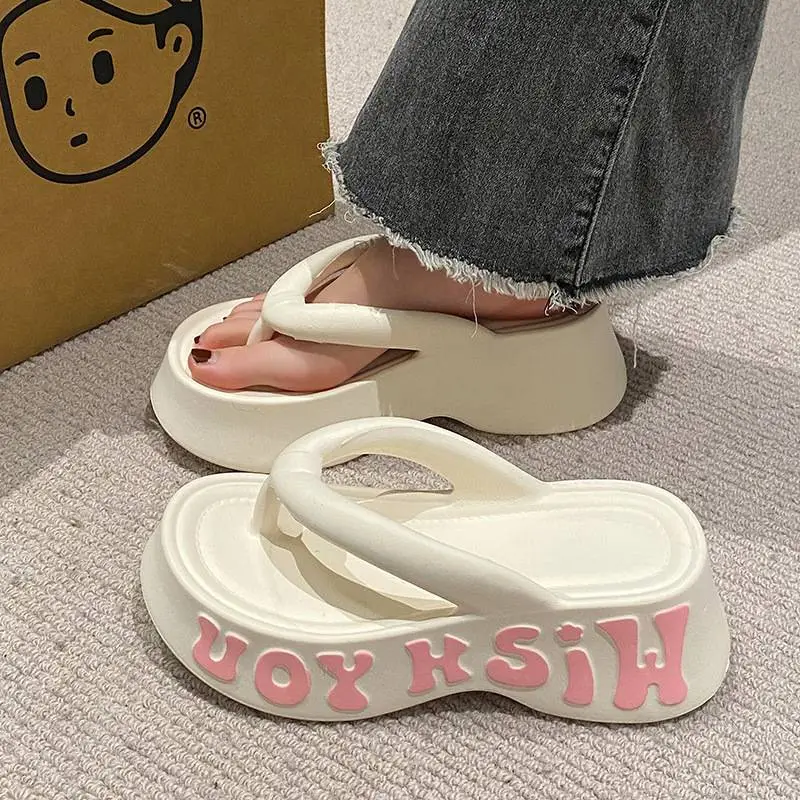 Fashionable Basics Flip Flops-10