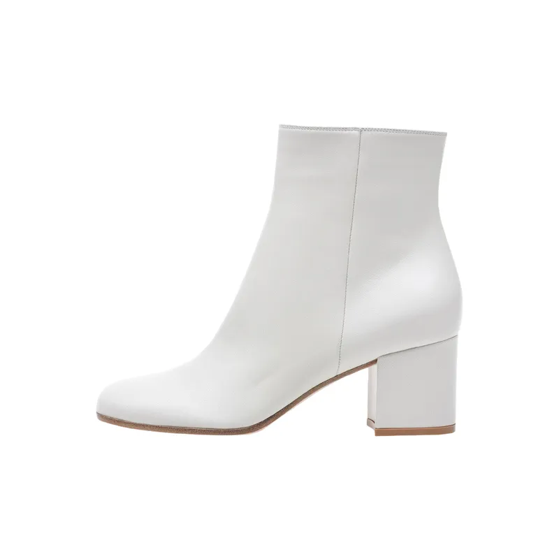 Basics Fashionable Ankle Boots-1