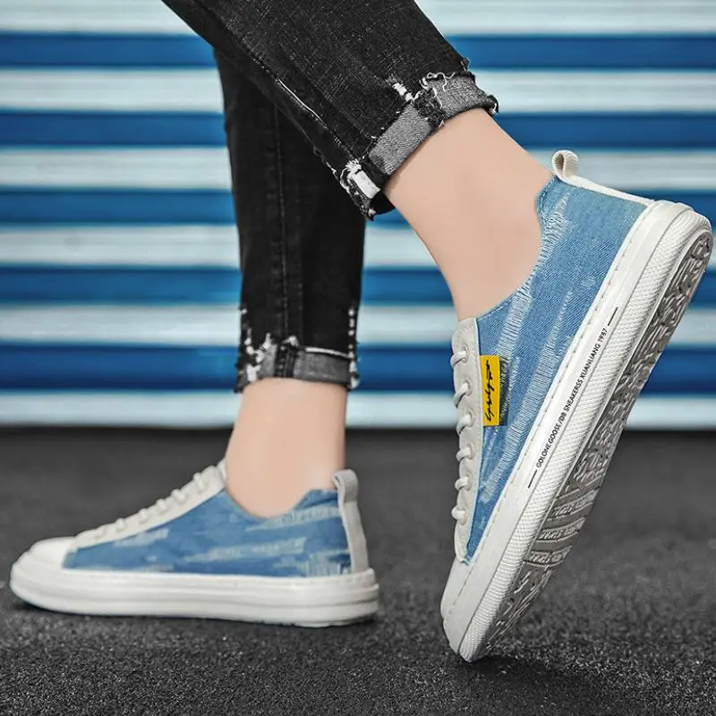 Fashionable Casual Skateboarding Shoes-1