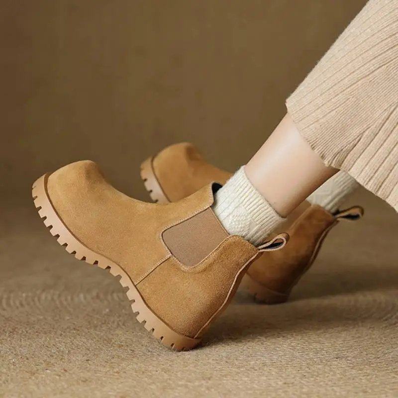 Retro Lightweight Chelsea Boot-5