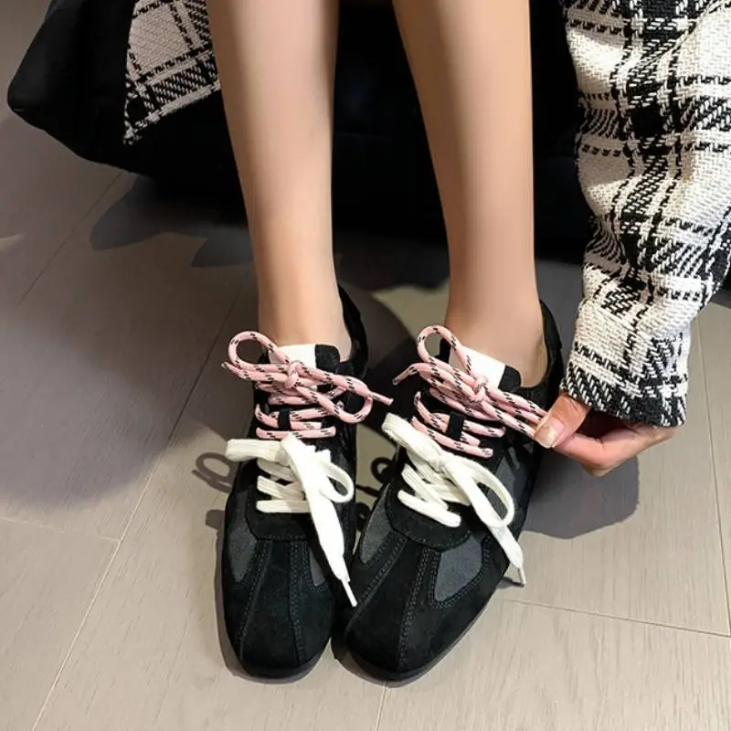 Retro Simple Lifestyle Shoes-9