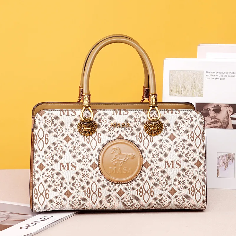 Casual Glamorous Crossbody Bag-2