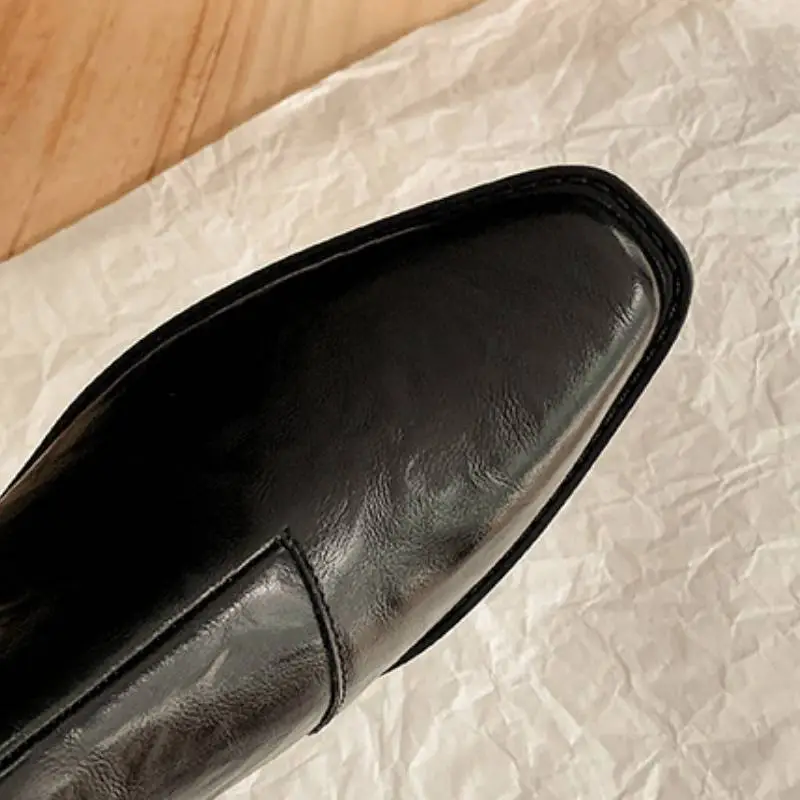 Fashionable Basics Chelsea Boot-4