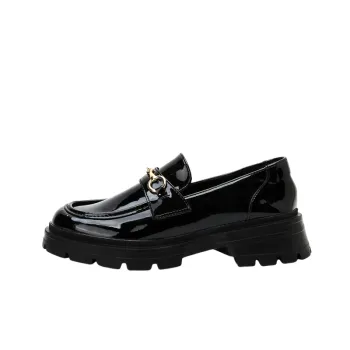 Glamorous Fashionable Loafer
