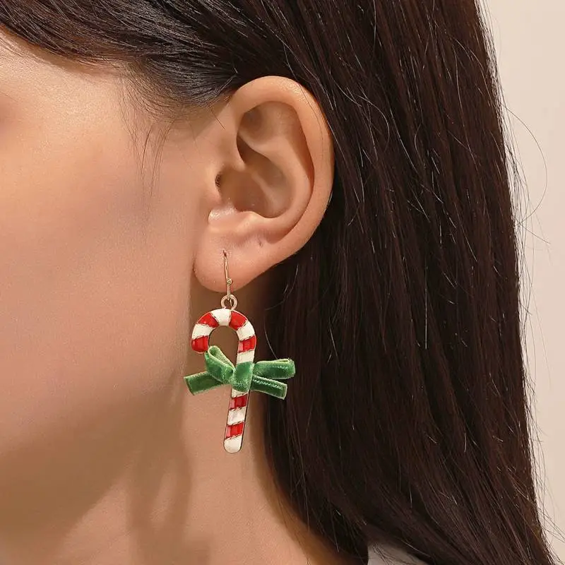 Fashionable Simple Earring-1