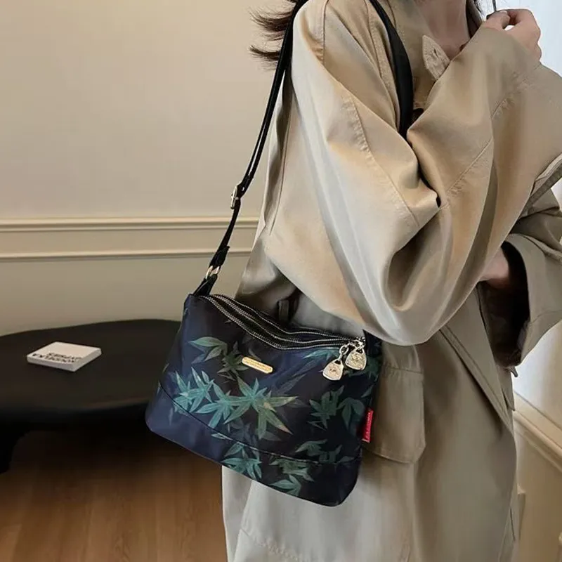 Casual Print Crossbody Bag-1