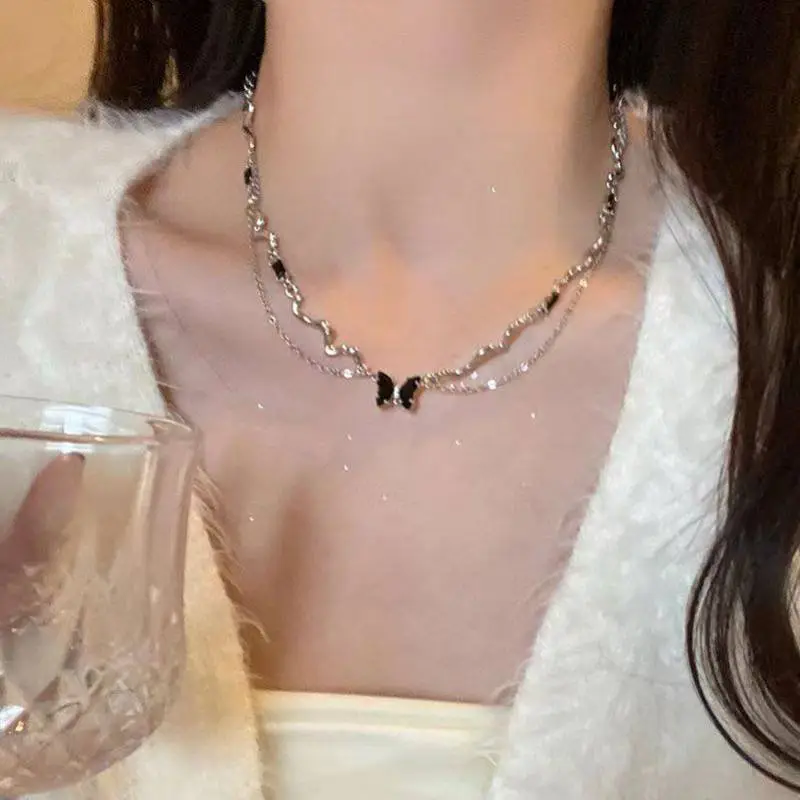 Fashionable Cool Sexy Necklace-1