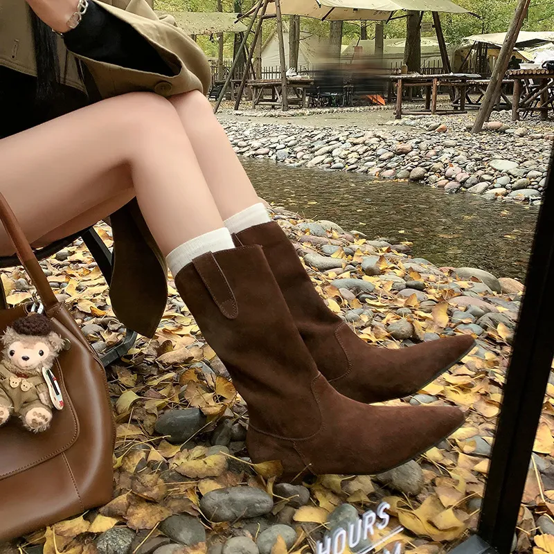 Fashionable Plain Knee High Boots-1