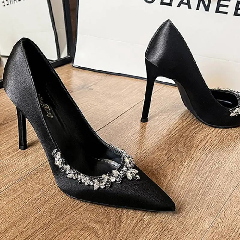 Waterproof Simple High Heels-2