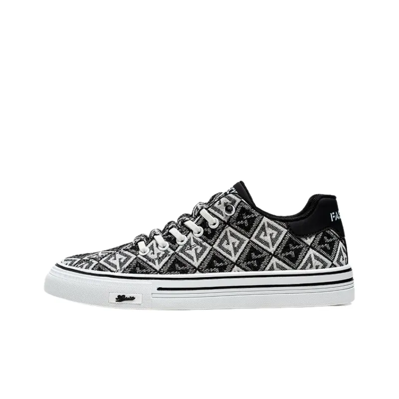 Retro Fashionable Skateboarding Shoes-0