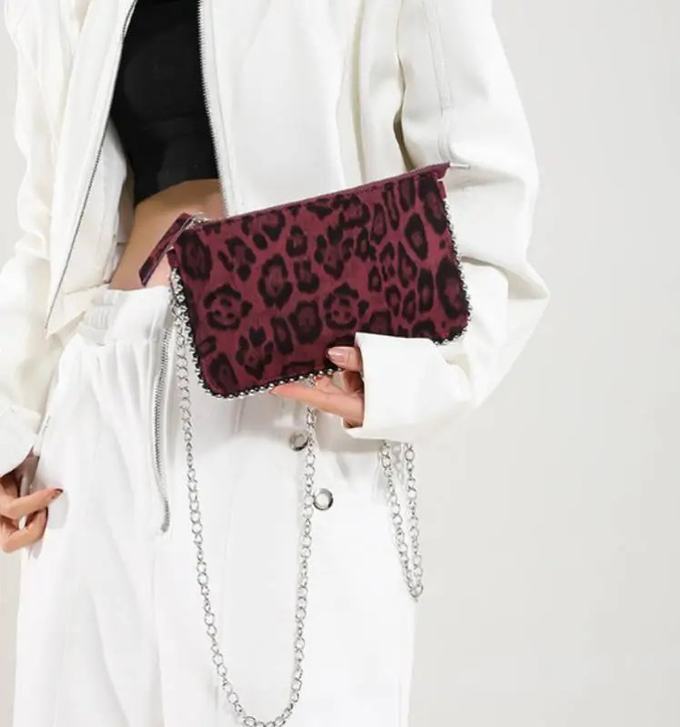 Fashionable Leopard Print Crossbody Bag-1