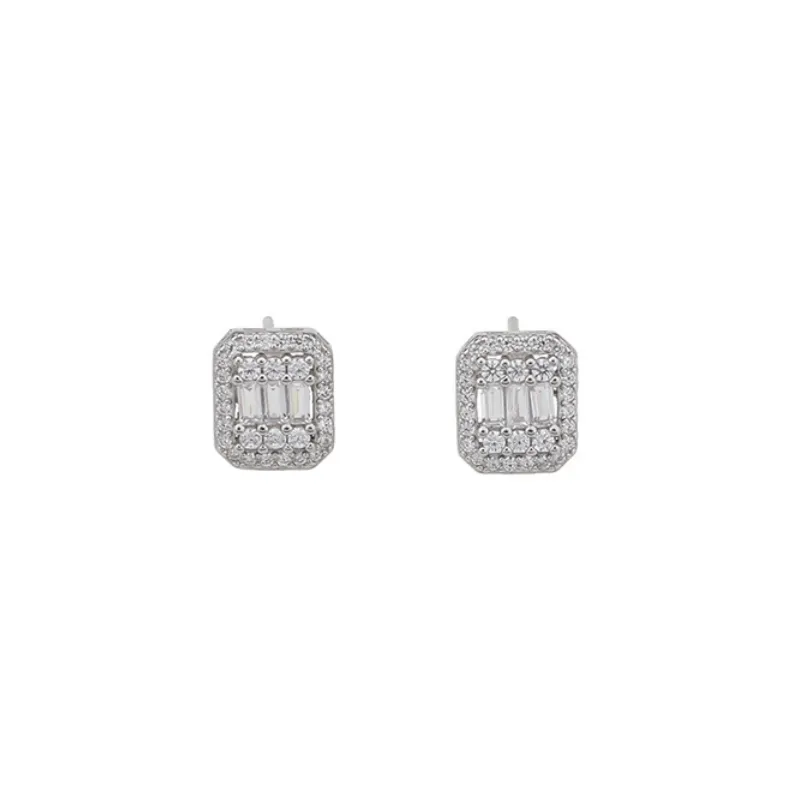 Fashionable Simple Ear Stud Women-0