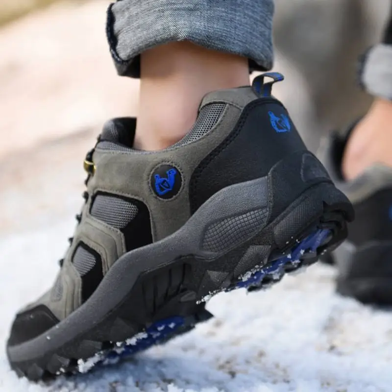 Breathable Sporty Hiking Shoes-8