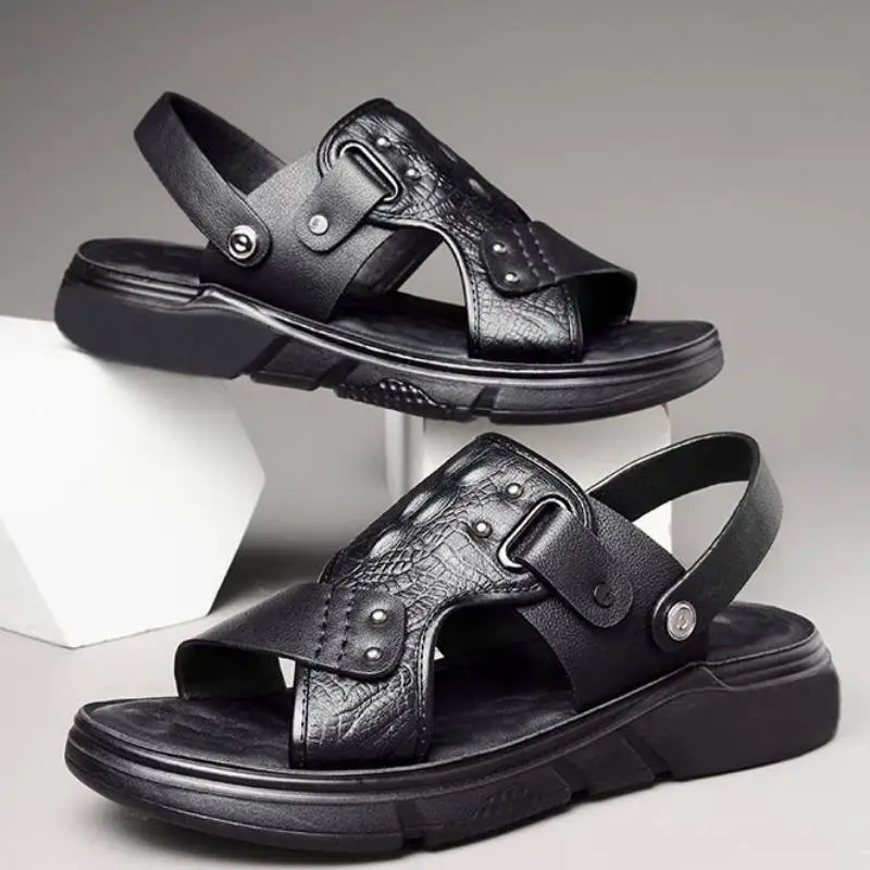 Fashionable Basics Beach Sandals-4