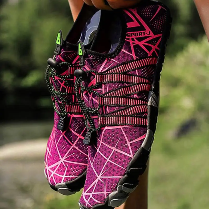 Simple Striped River Trekking Shoes-2