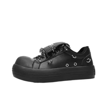 Retro Punk Skateboarding Shoes