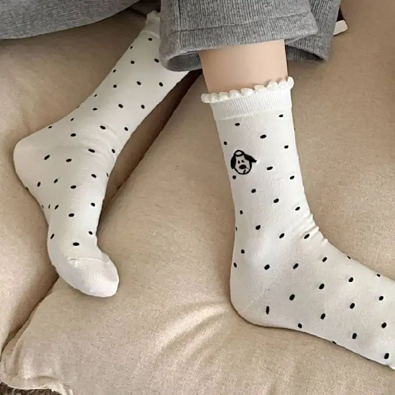 Embroidery Simple Cotton Mid Calf Sock-3