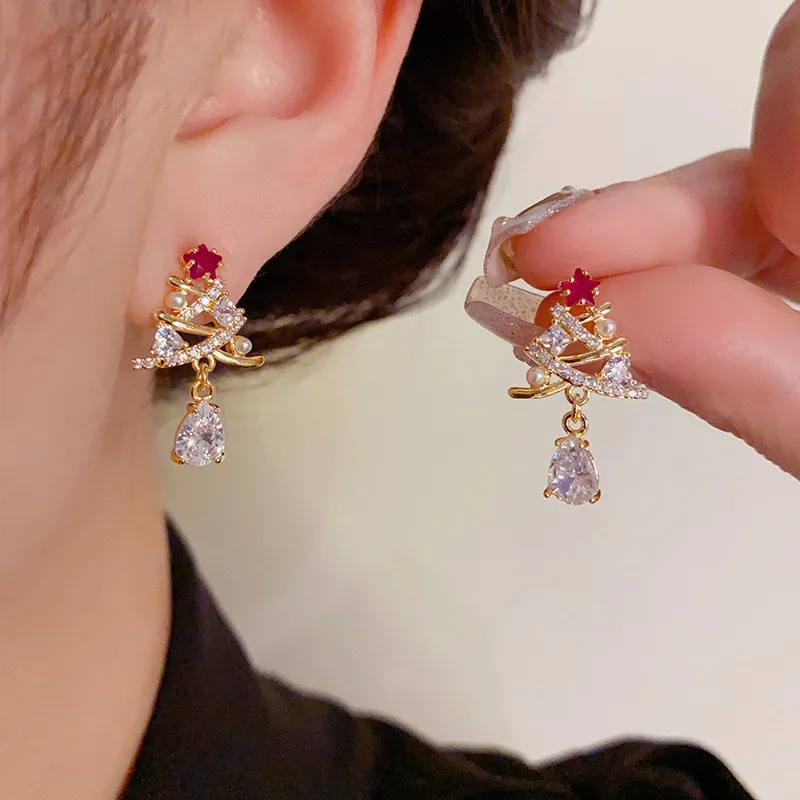 Glamorous Christmas Geometric Earring-4