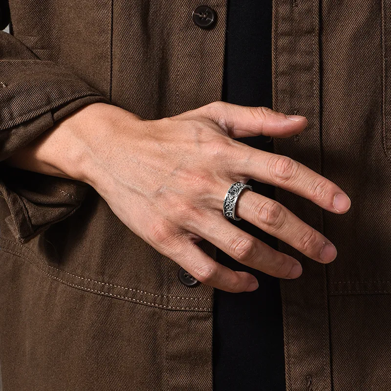 Fashionable Retro Ring-1