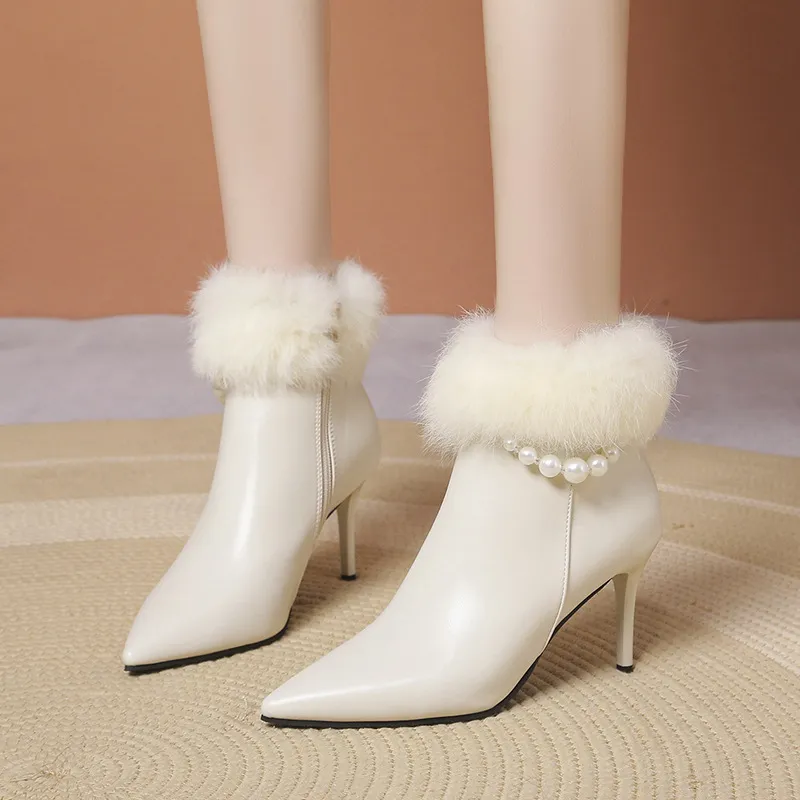 Elegant Fashionable Ankle Boots-4