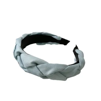 Casual Pearls Hair Clasp