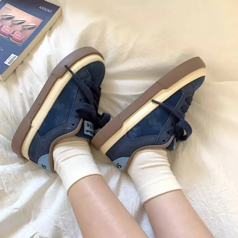 Sports Casual Skateboarding Shoes-2