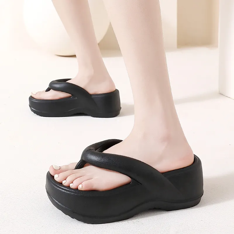 Fashionable Plain Flip Flops-4